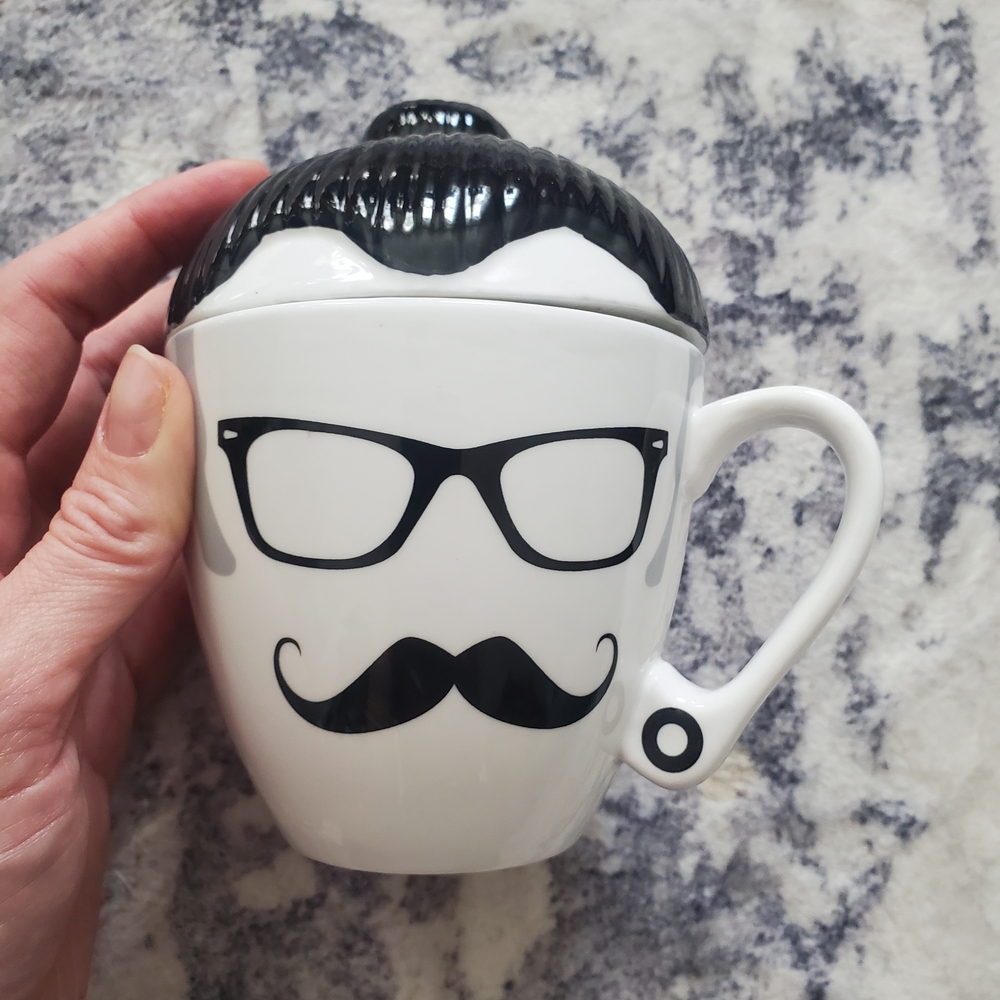 Munch Godinger Hipster Man Mug with Man Bun Wig Lid - 12oz